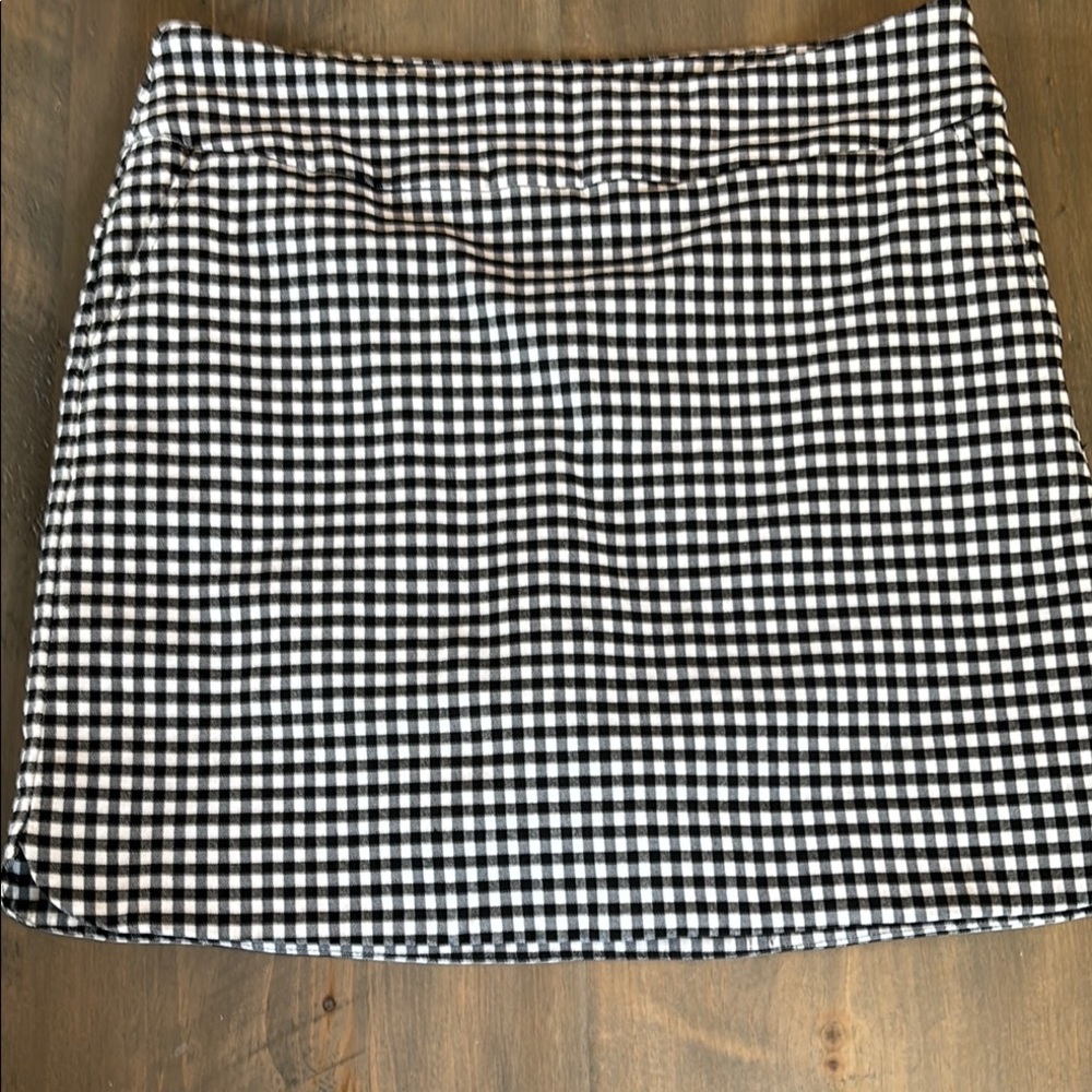 Black and White Mini A-Line Skirt for Casual Wear